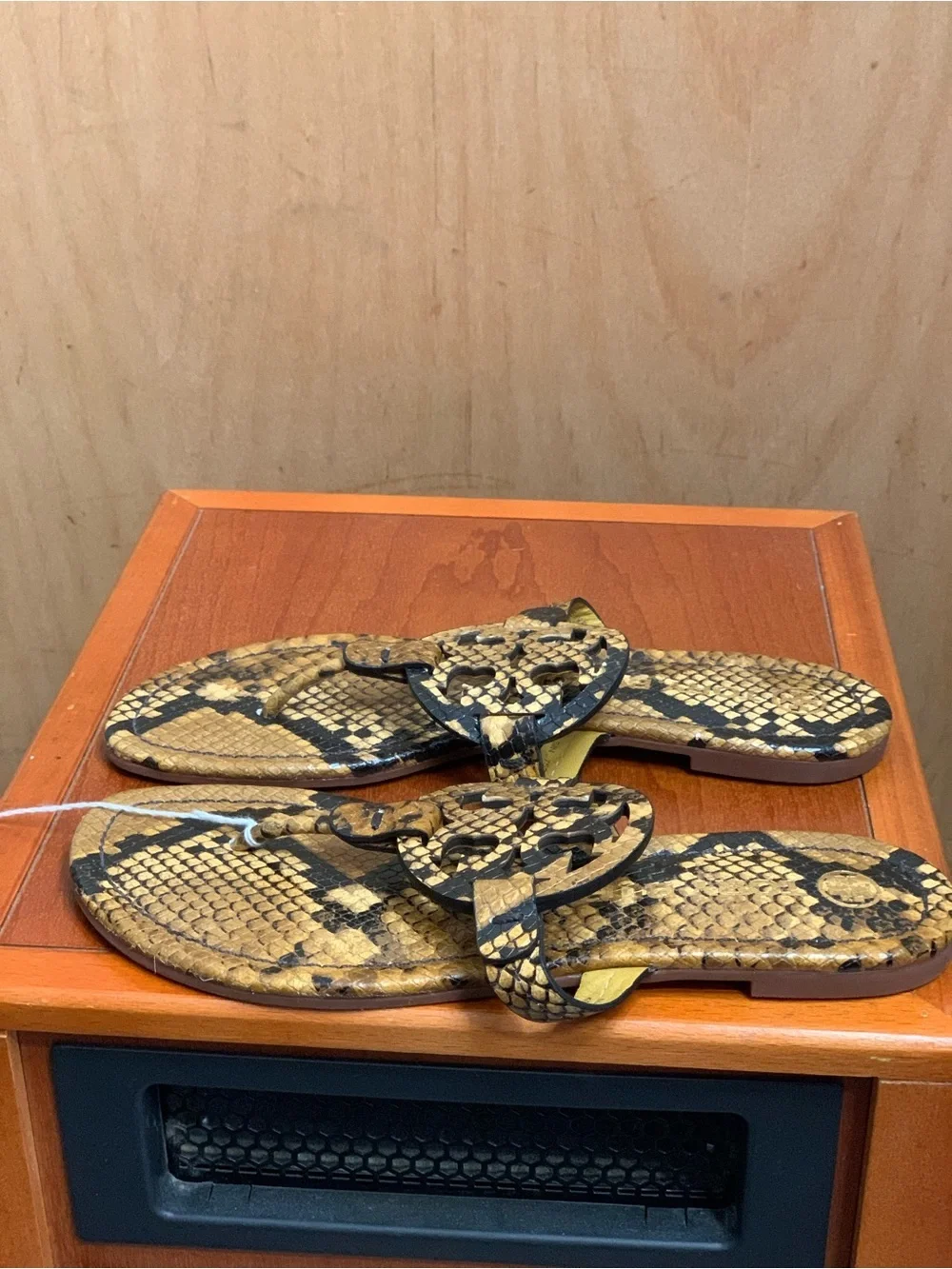 Tory Burch preowned good